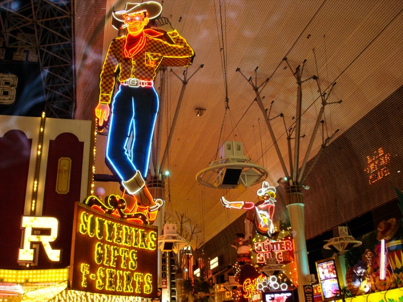 las vegas cowboy neon