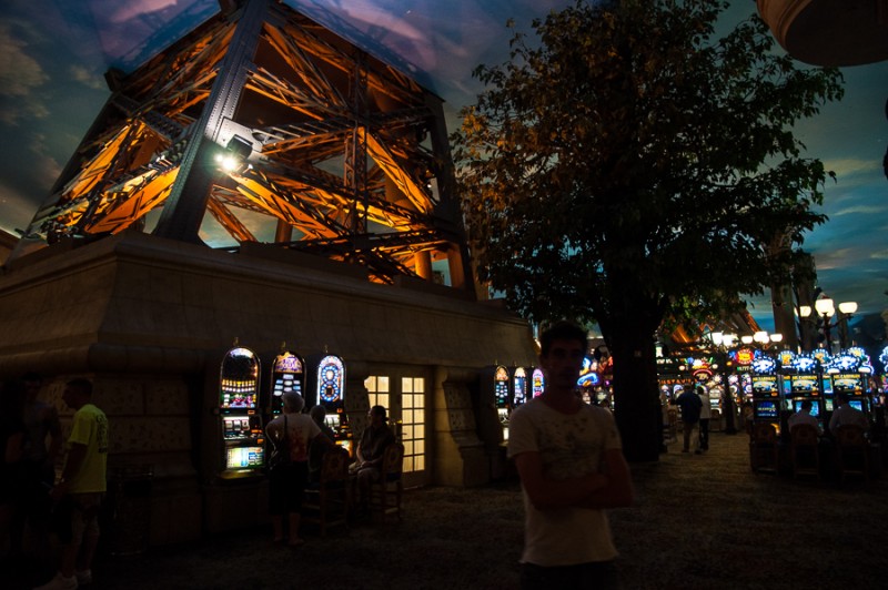 las vegas eiffel tower casino