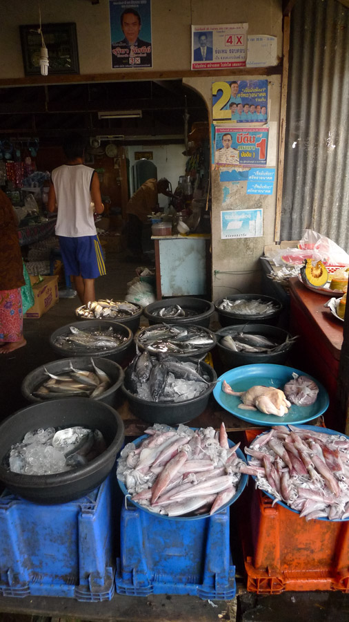phang nga floating village fish market