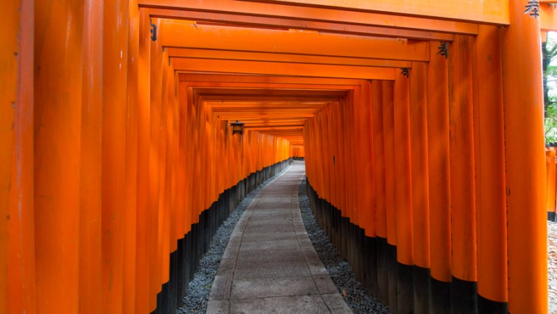 japan kyoto fushimi nari path