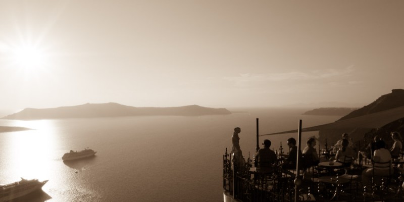 greece santorini bar with a view