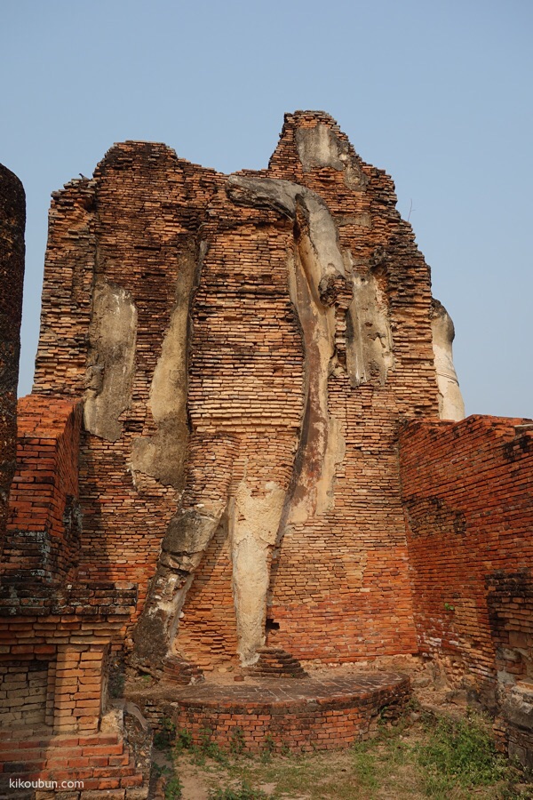 thailand sukhothai historical park buddah shape