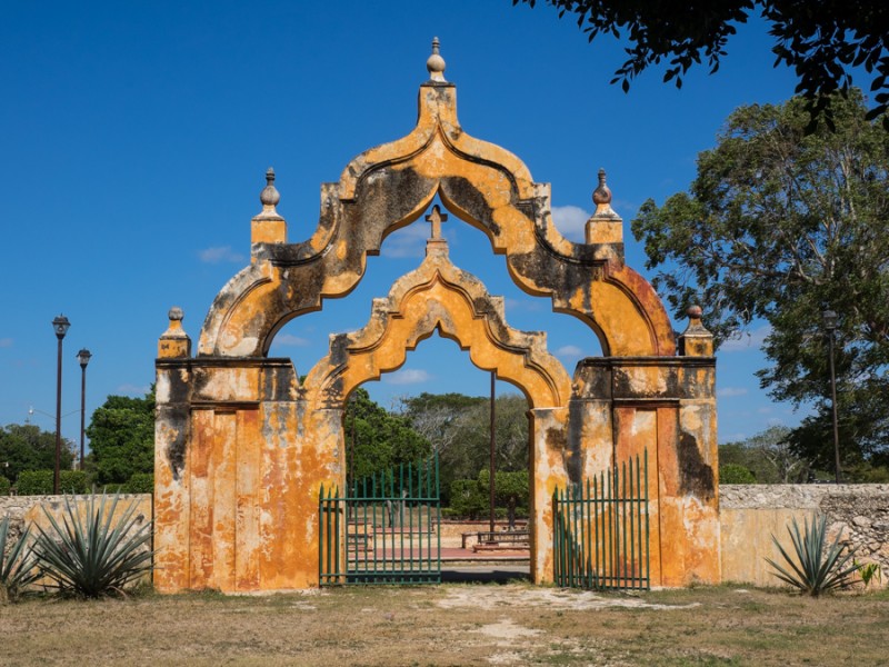 hacienda yaxcopoil door