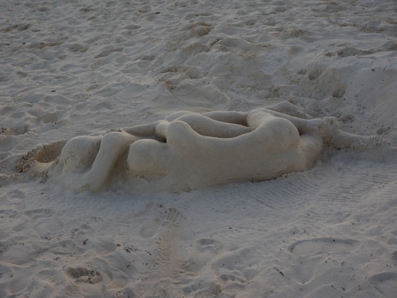 tulum sand sculpture