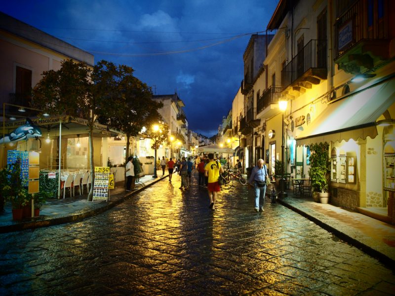 lipari street at night