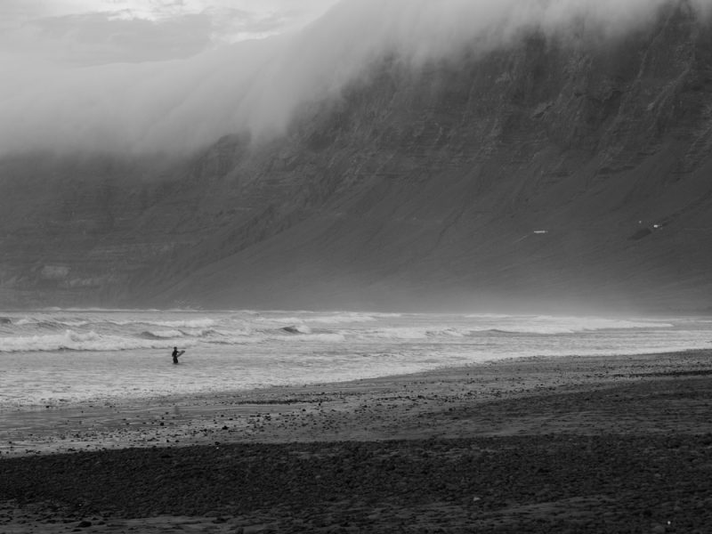 caleta de famara beach bw