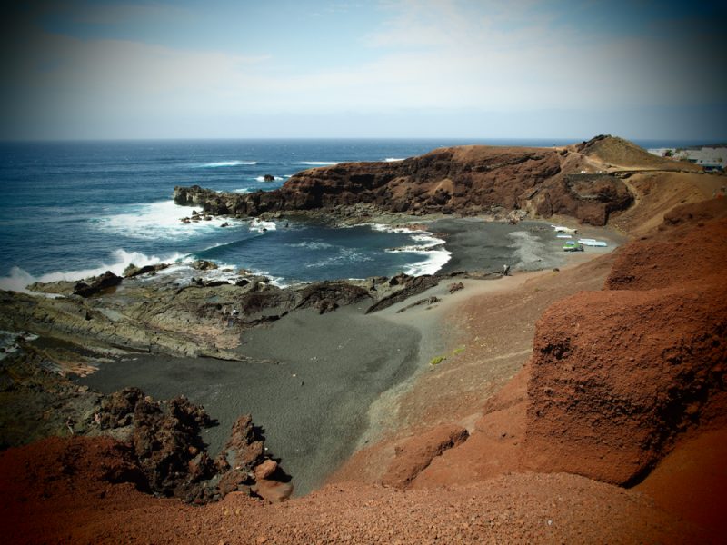 lanzarote red landscape