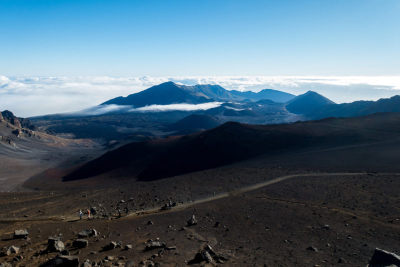 hawaii halemauu trail going down
