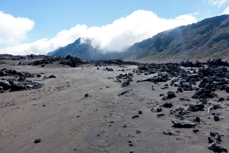 hawaii halemauu trail sand