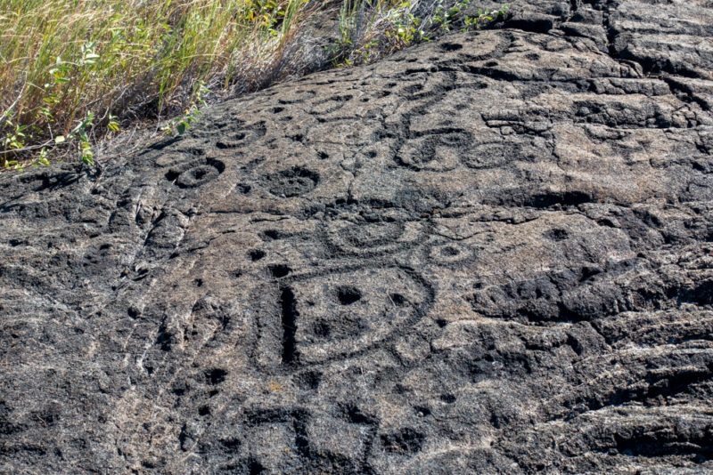 hawaii volcano national park pu u loa petroglyph