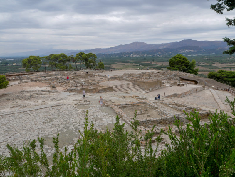 crete phaistos ruins overview
