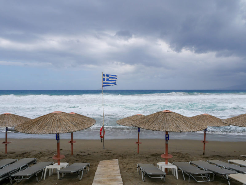 crete kalamaki beach waves