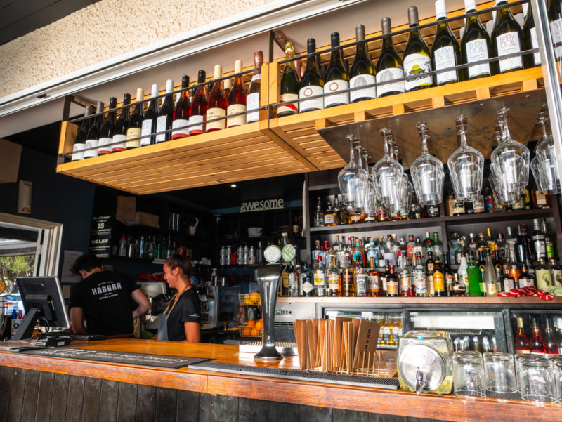 anew zealand karoa har bar counter