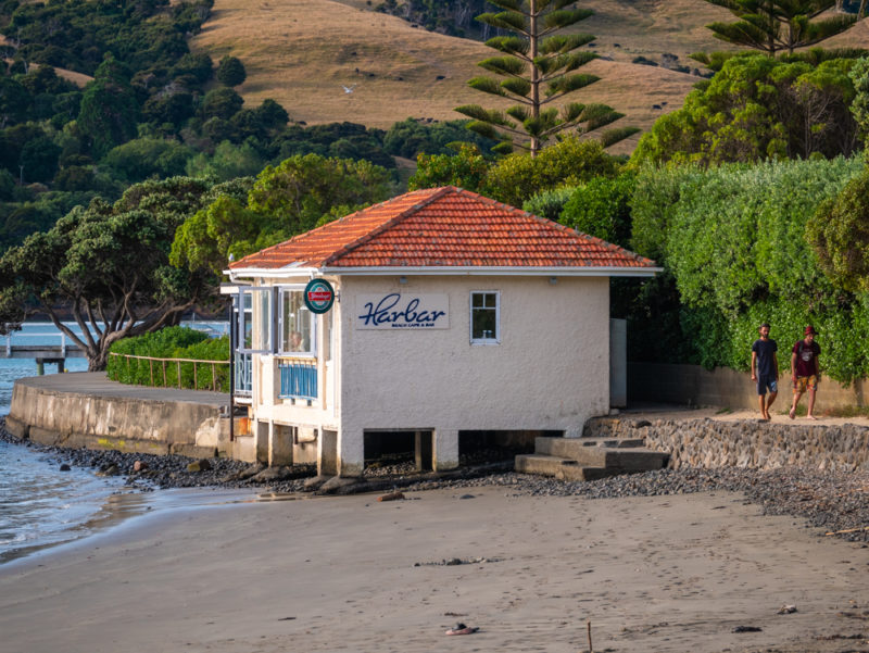 new zealand akaroa har bar overview