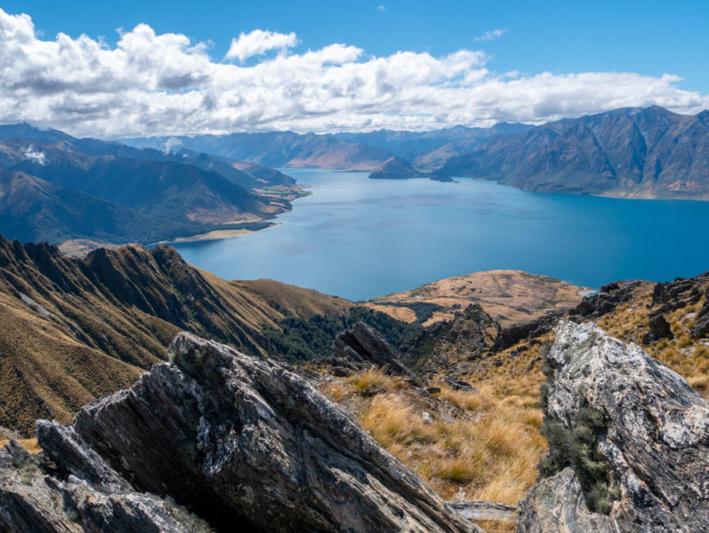 new zealand isthmus peak hike rock view