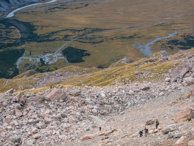 new zealand mount cook ascending mueller hut