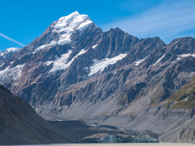 new zealand mount cook hooker valley track peak