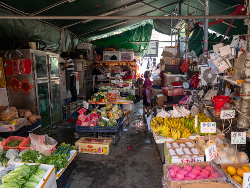 hong kong fruit and veggie shop