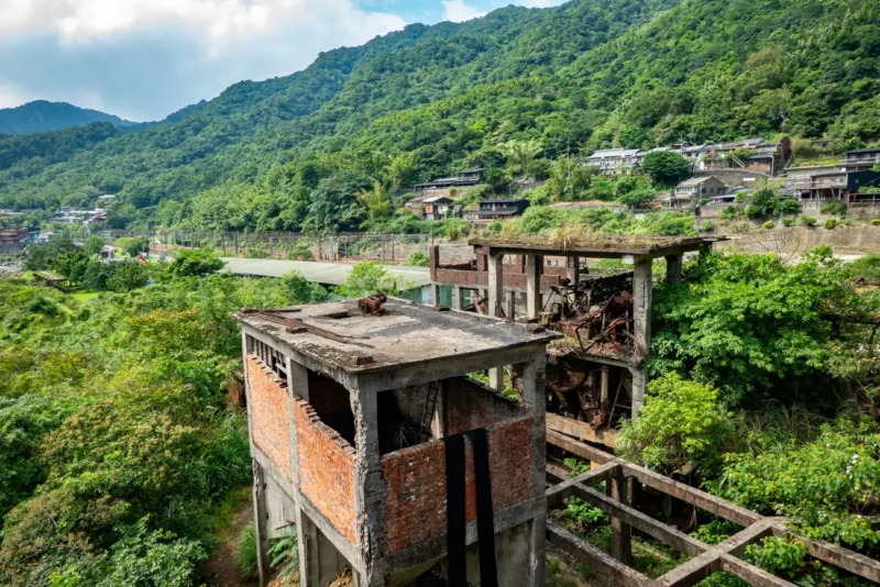 houtong village minier