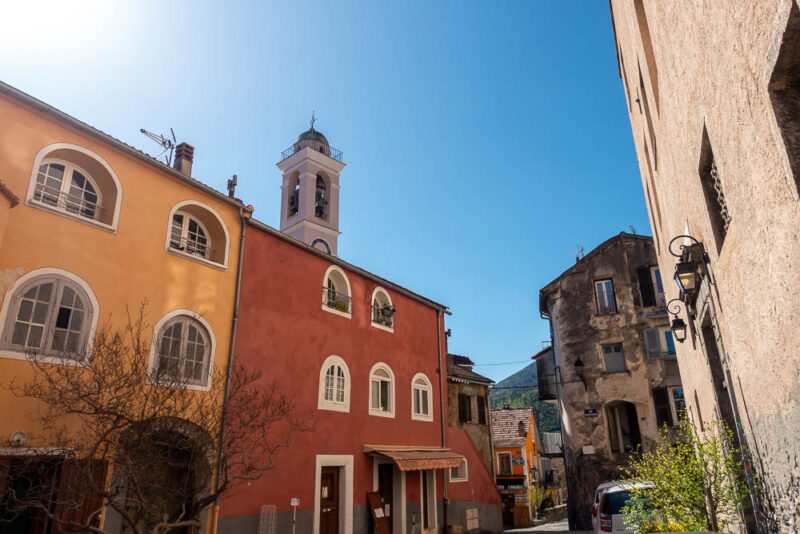facades colorees de corte