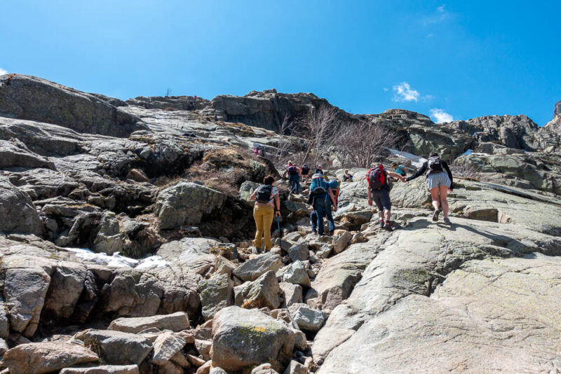 raide grimpette et foule rando lac de melo