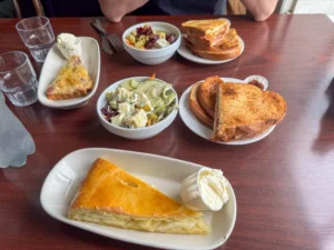 dejeuner the bake house